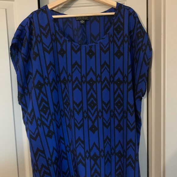 Forever 21 Tops - Blue forever 21 Blouse